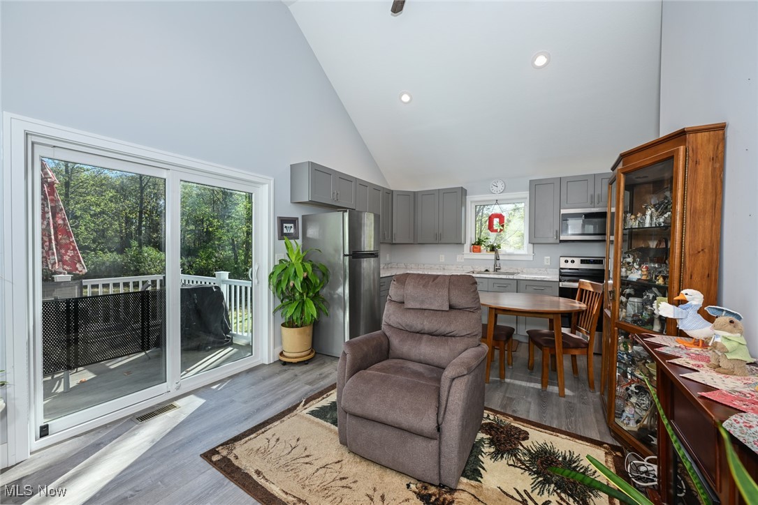 Roaming Shores - Residential