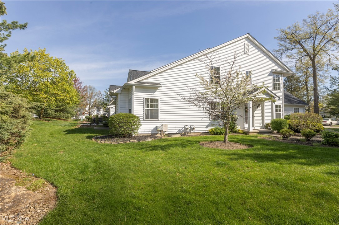 2058 W Reserve Court, Avon, Ohio image 4