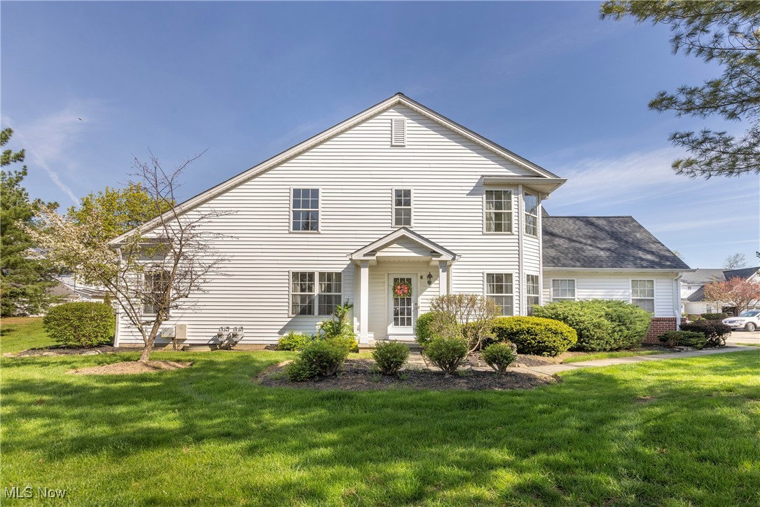 2058 W Reserve Court, Avon, Ohio image 2