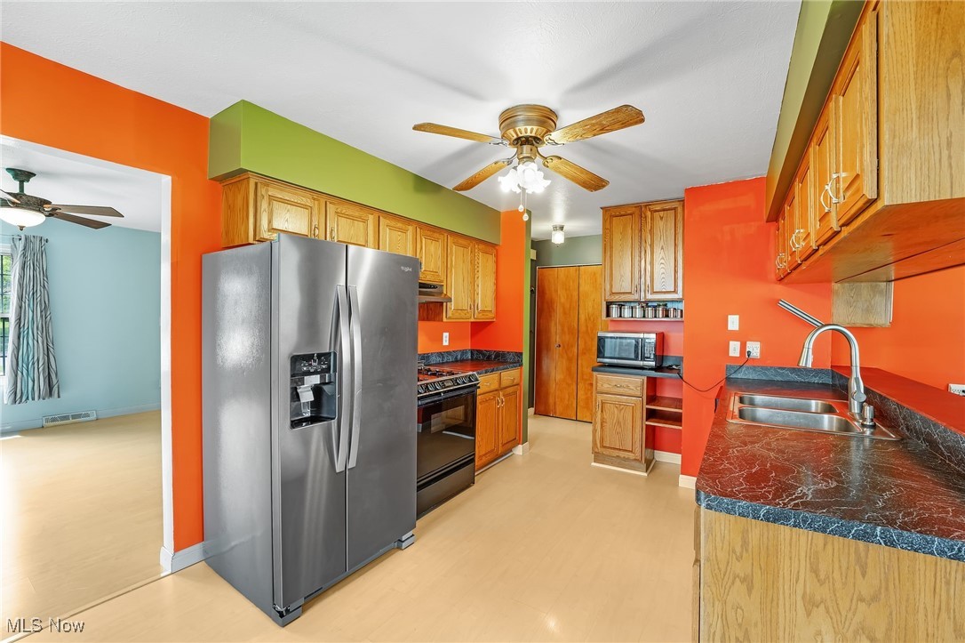 1632 Jo Ann Drive, Parma, Ohio image 14