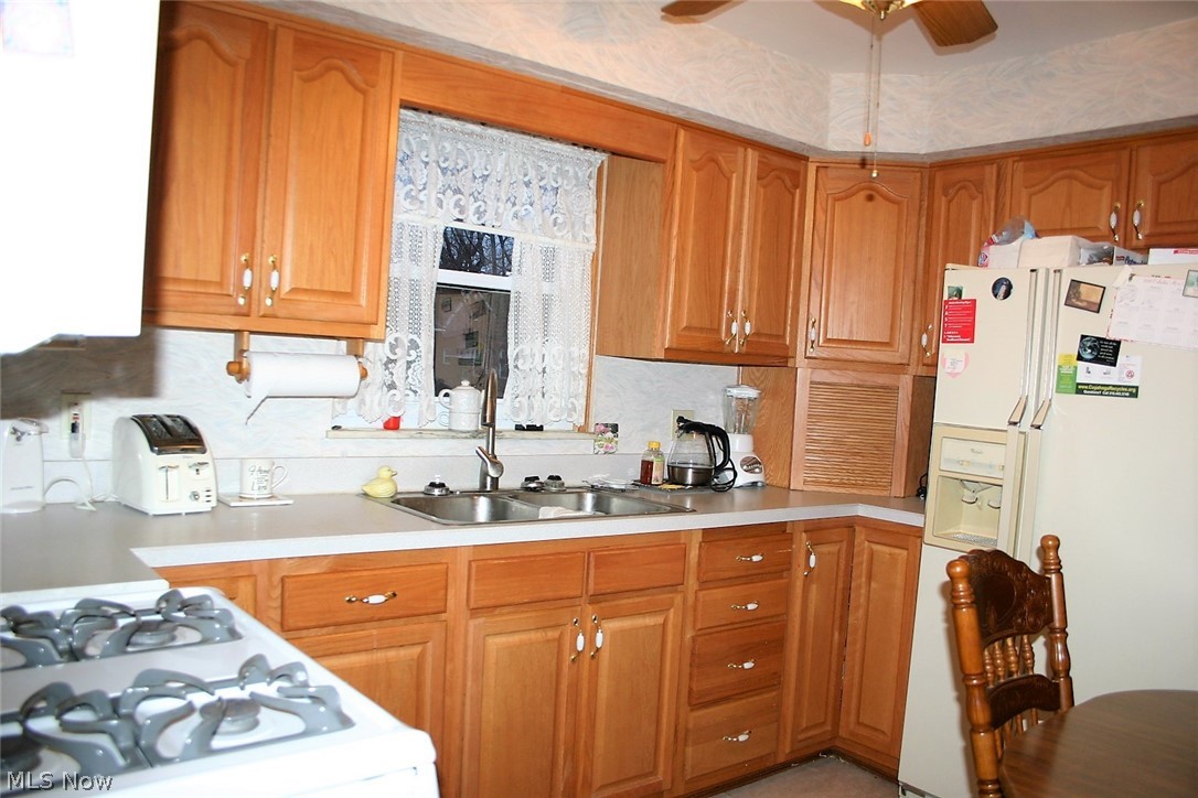 Parma Heights Dev Cos Eureka Park S - Residential