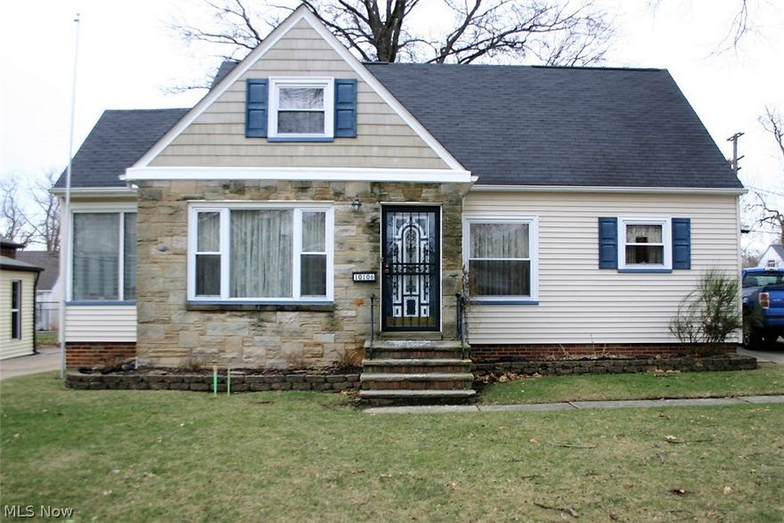 4 Bedroom Cape Cod with 1553 square feet* Decorative fireplace in Living Room*Updated kitchen and half bath*Cedar closet on second floor* Sun Room off of Living Room* Glass block windows in basement*All appliances stay*Close to Metro Parks and highway* Motivated Seller, submit all reasonable offers.