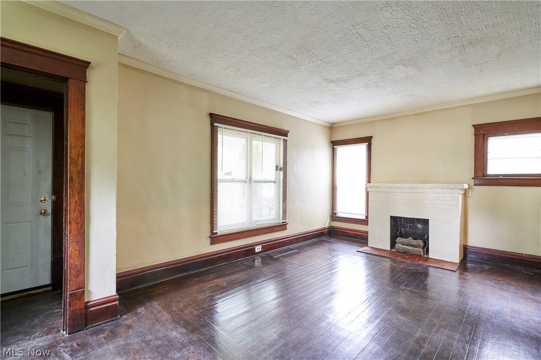Hall Park - Residential