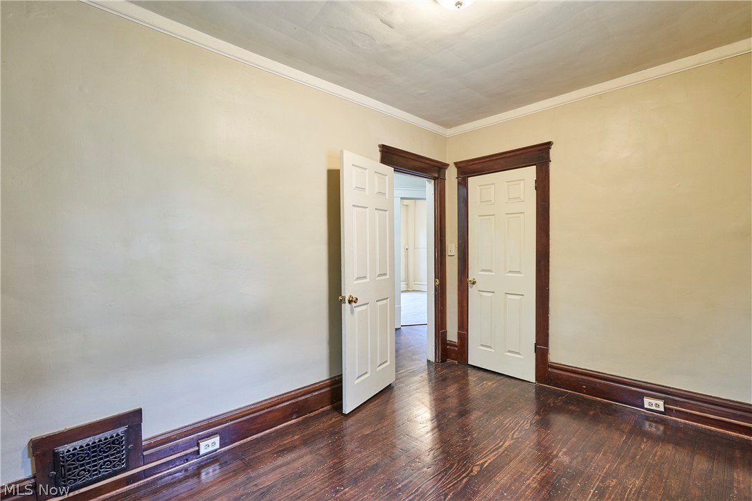 Hall Park - Residential