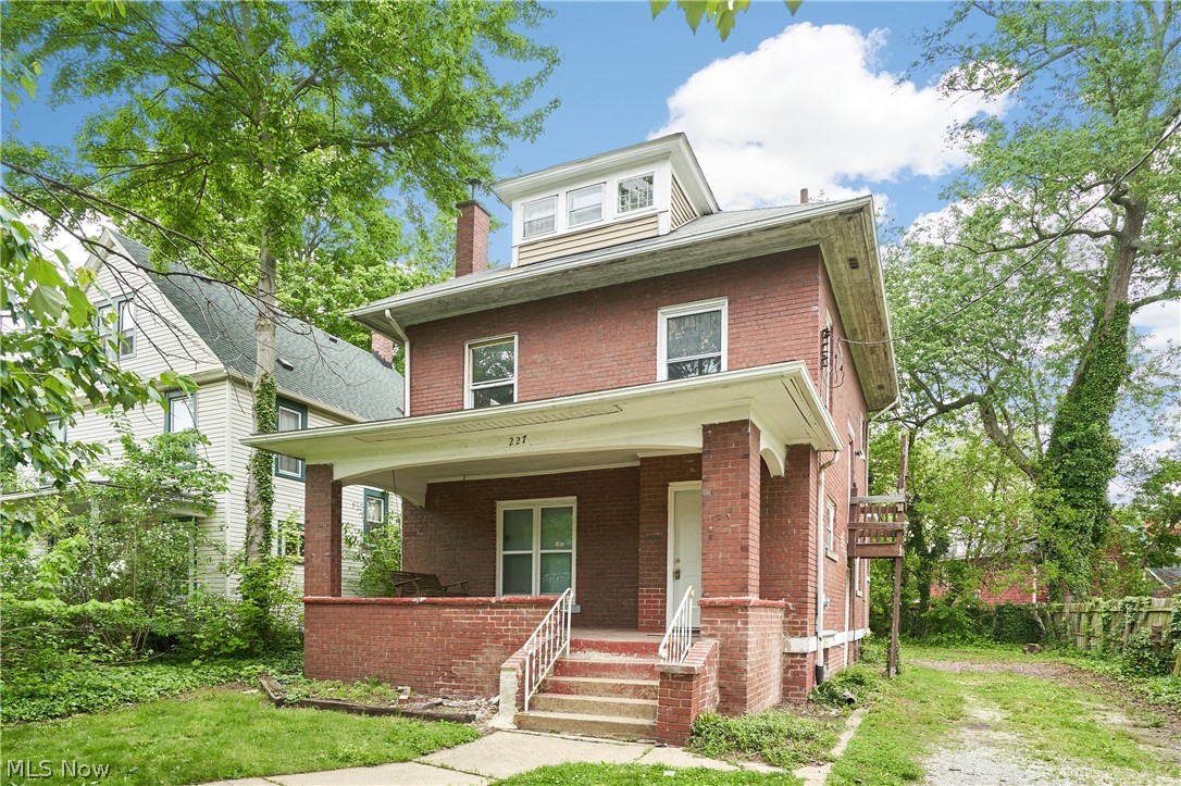 Hall Park - Residential