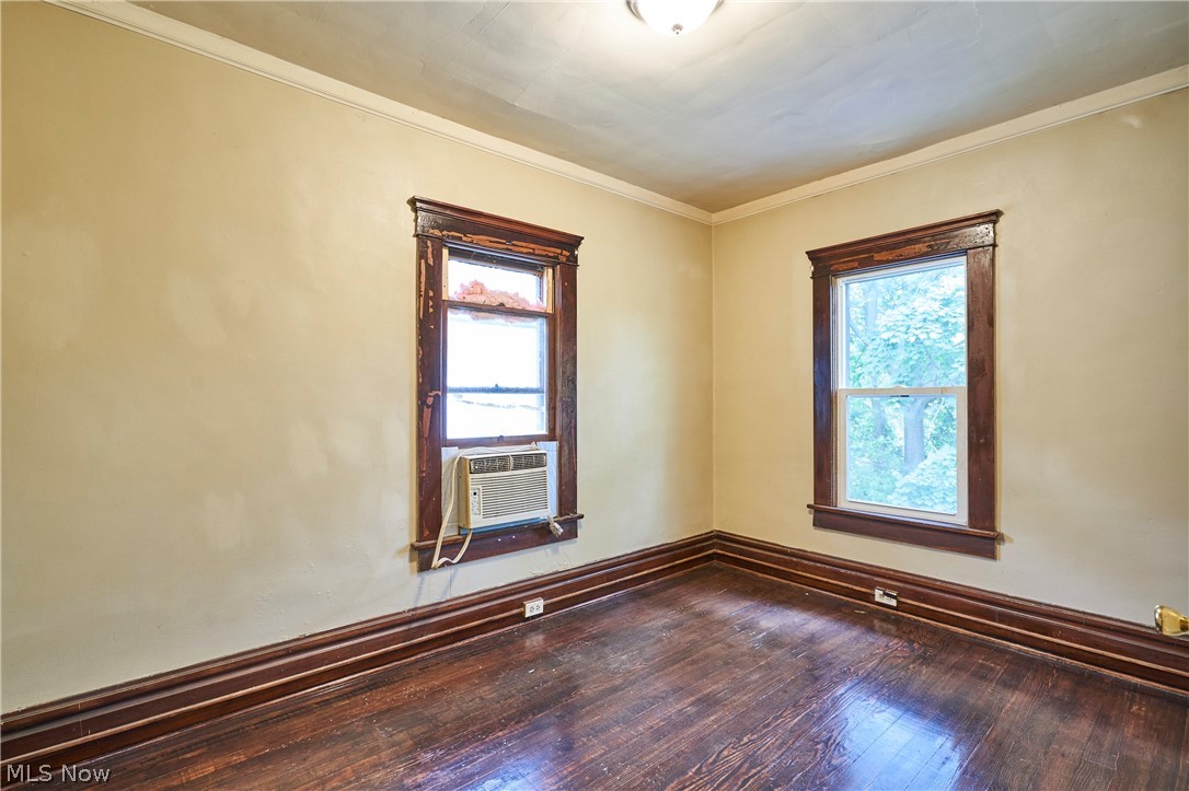 Hall Park - Residential