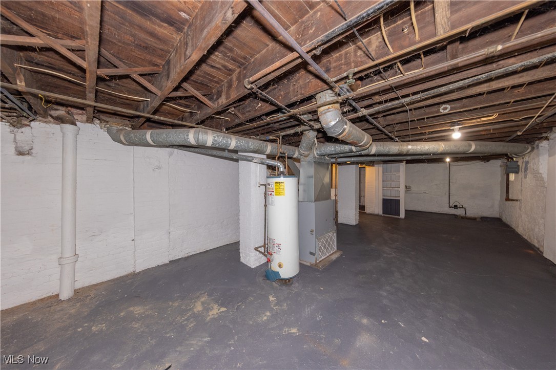 Cleveland, Ohio 44102, United States, 3 Bedrooms Bedrooms, ,1 BathroomBathrooms,Residential,Active,37448