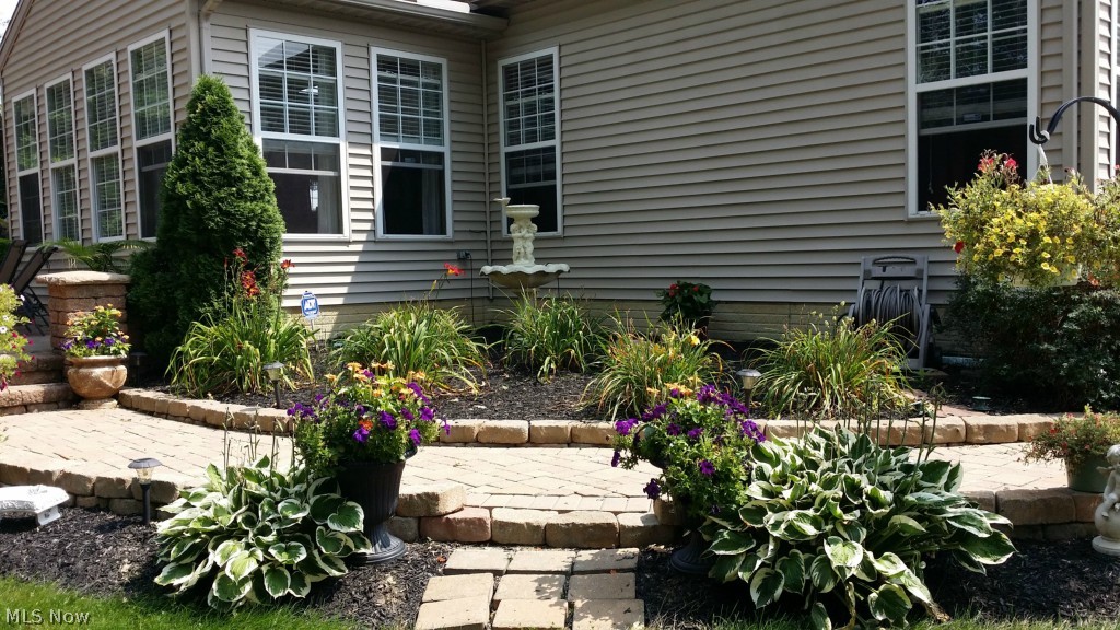 Oak Point Estate - Residential