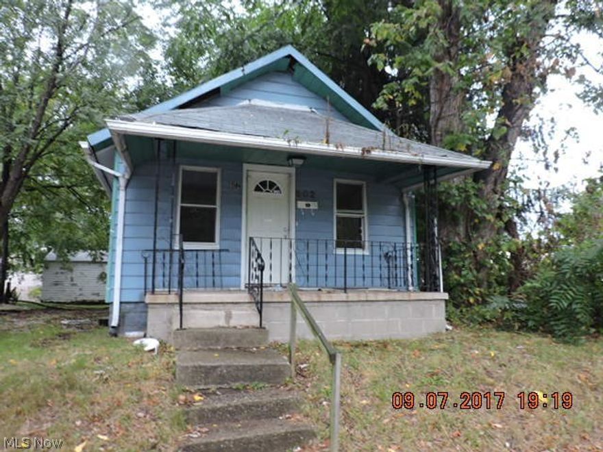 There are old unamended city orders on this small one bedroom.  It has a newer furnace, exterior doors, some newer windows.  In need of roofing/structure/mold remediation, more.  It's a project.  But it's a small project!  Buyer must pay $150 listing agency management fee.  ++++ title by quit claim deed.
