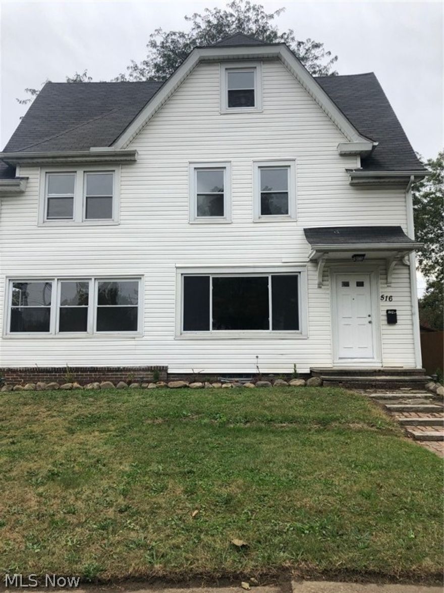 Fully Updated Spacious 4 Bedroom 1.5 Bath With A Large Dining room and Bedrooms. Call The Office Today To Schedule Your Private Viewing! This One Wont Last Long! Water Deposit of $200