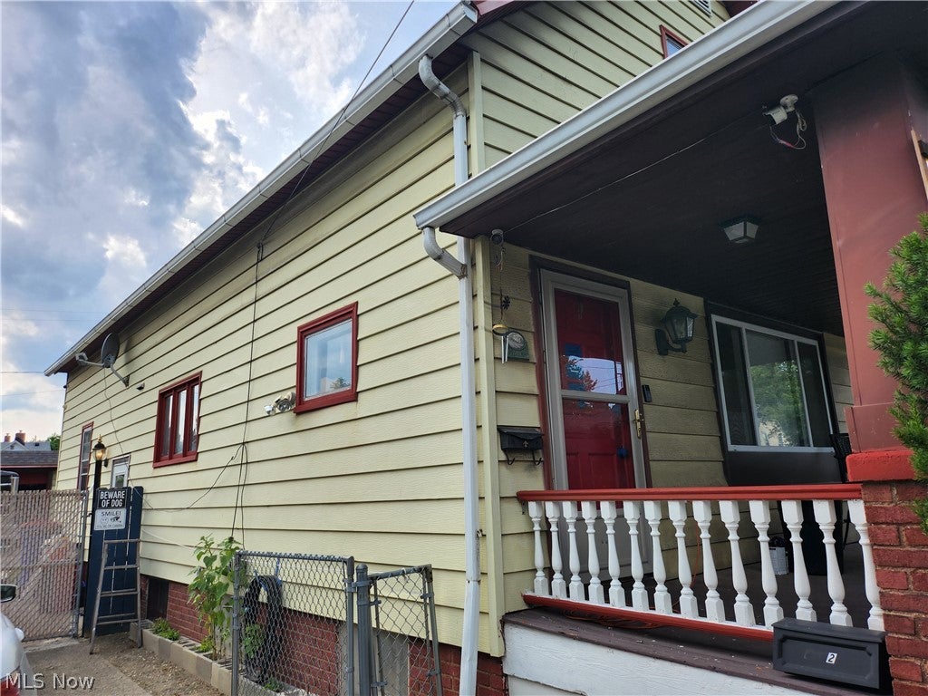 3272 W 48th Street