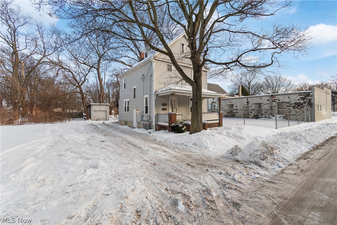 Voris - Residential Income