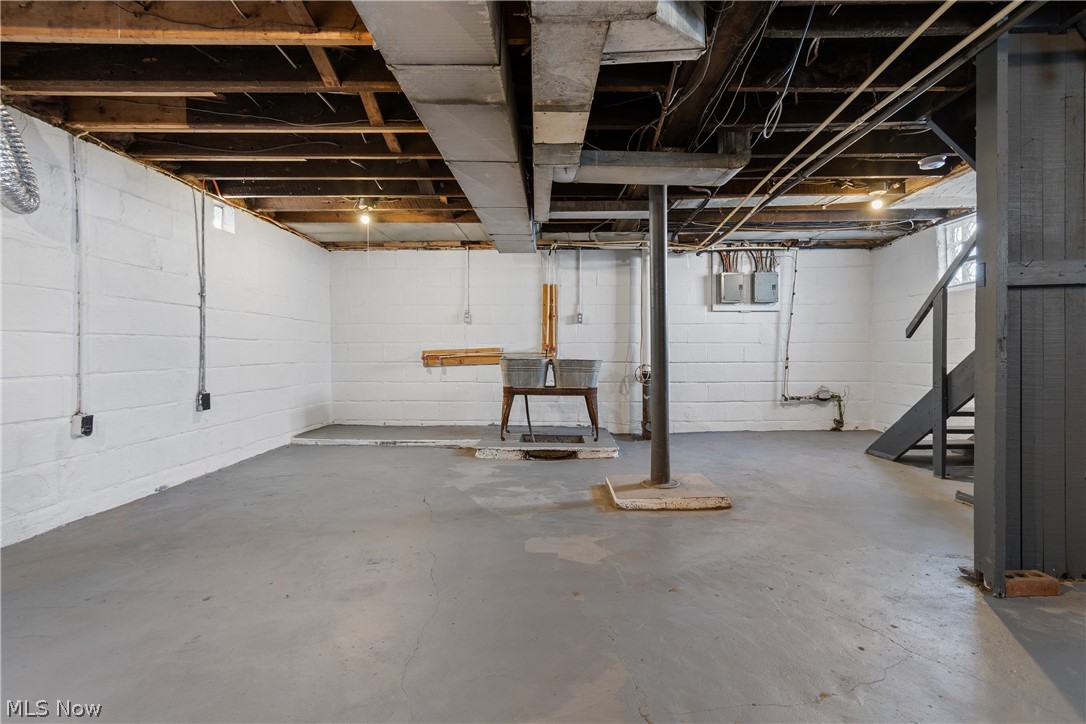 Voris - Residential Income