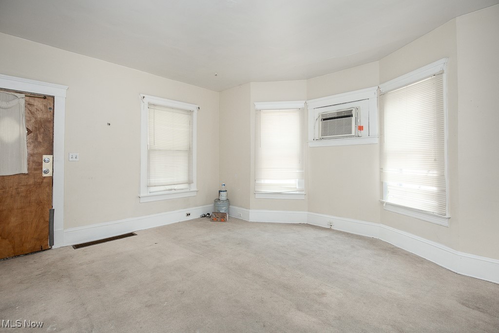 627 E 126th Street