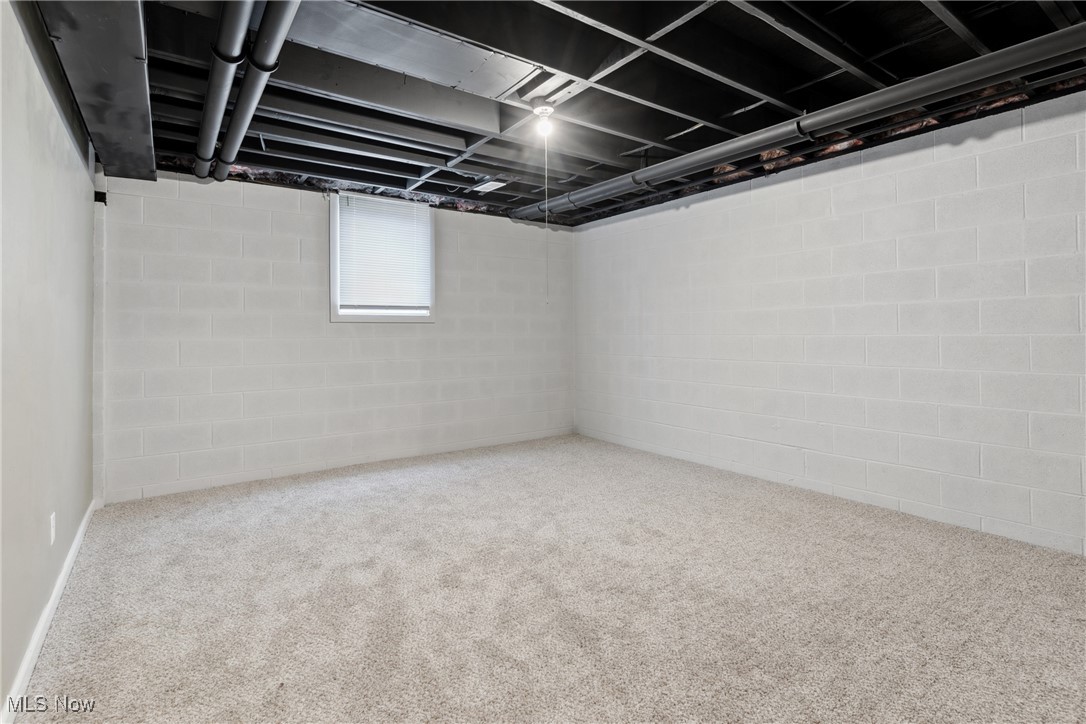 1034 Newton Street, Tallmadge, Ohio image 38