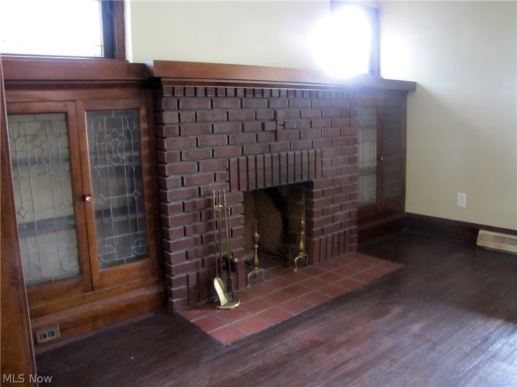 B J Lucey - Residential