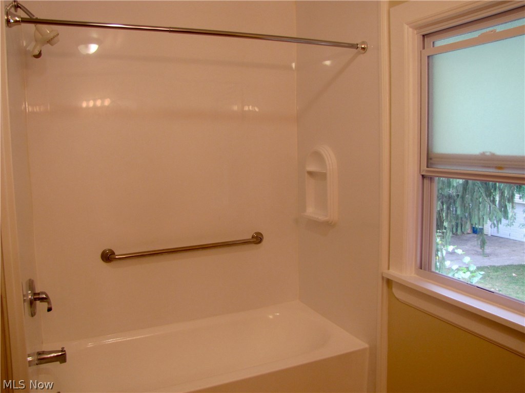 B J Lucey - Residential