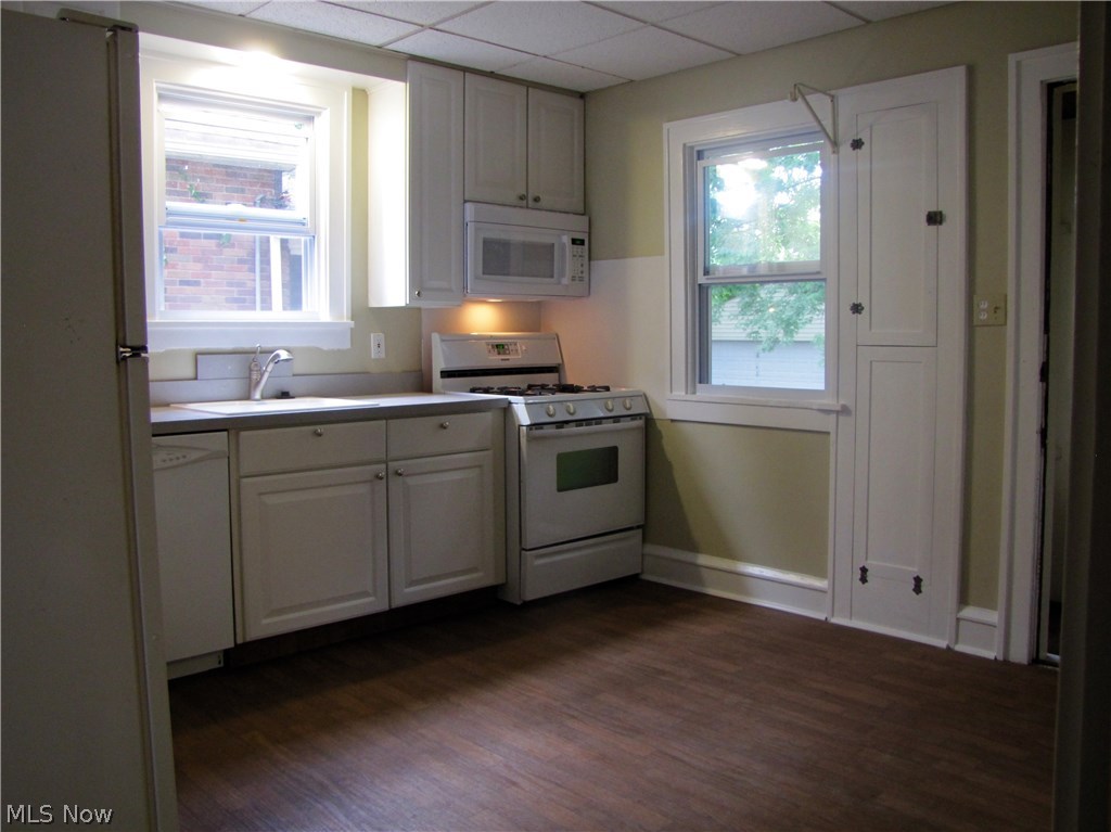 B J Lucey - Residential