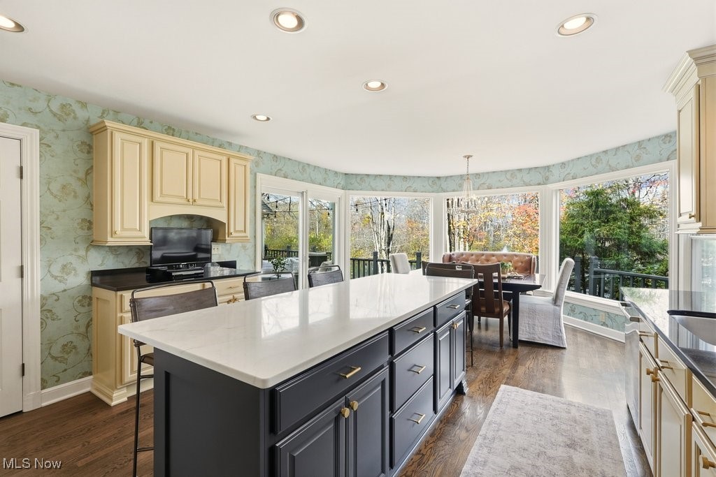 Chagrin Falls, Ohio 44023, United States, 5 Bedrooms Bedrooms, ,5 BathroomsBathrooms,Residential,Active,240058