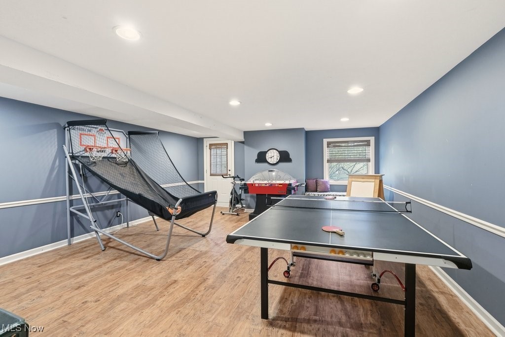 Chagrin Falls, Ohio 44023, United States, 5 Bedrooms Bedrooms, ,5 BathroomsBathrooms,Residential,Active,240058