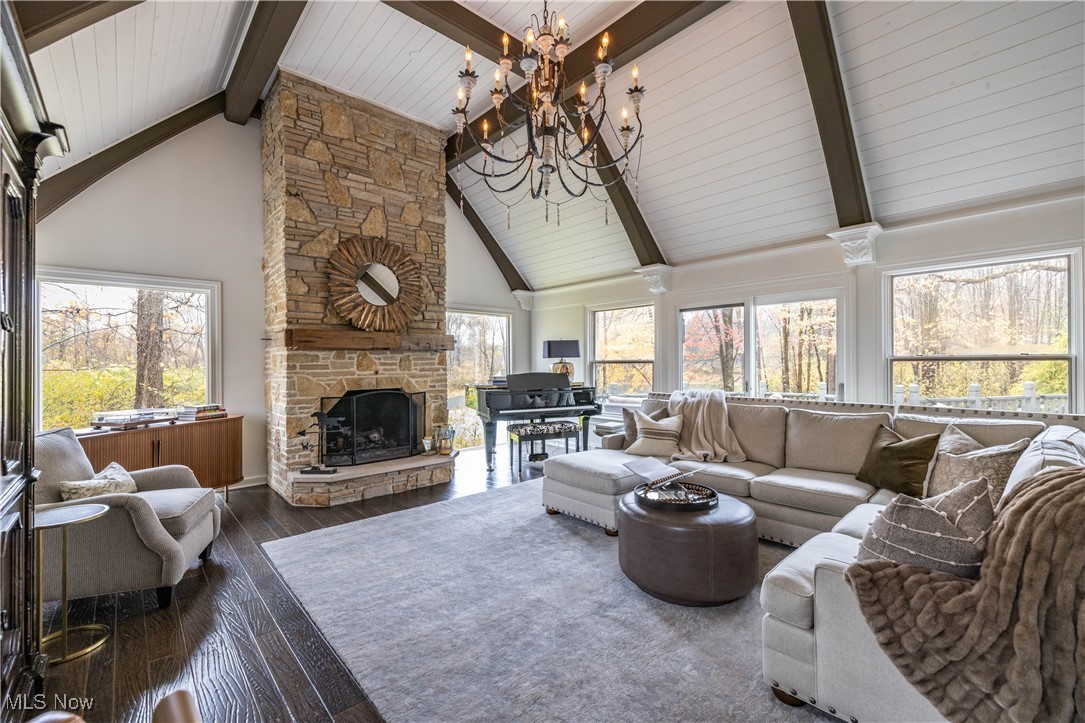 Chagrin Falls, Ohio 44023, United States, 5 Bedrooms Bedrooms, ,5 BathroomsBathrooms,Residential,Active,240058