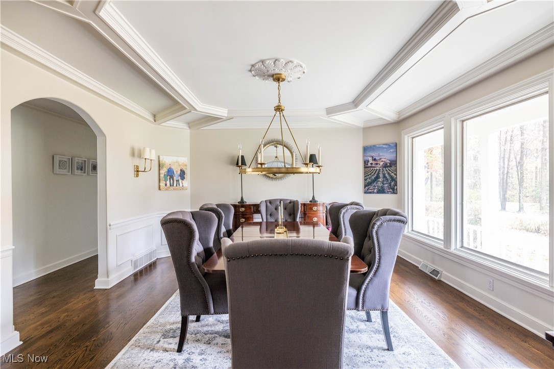 Chagrin Falls, Ohio 44023, United States, 5 Bedrooms Bedrooms, ,5 BathroomsBathrooms,Residential,Active,240058