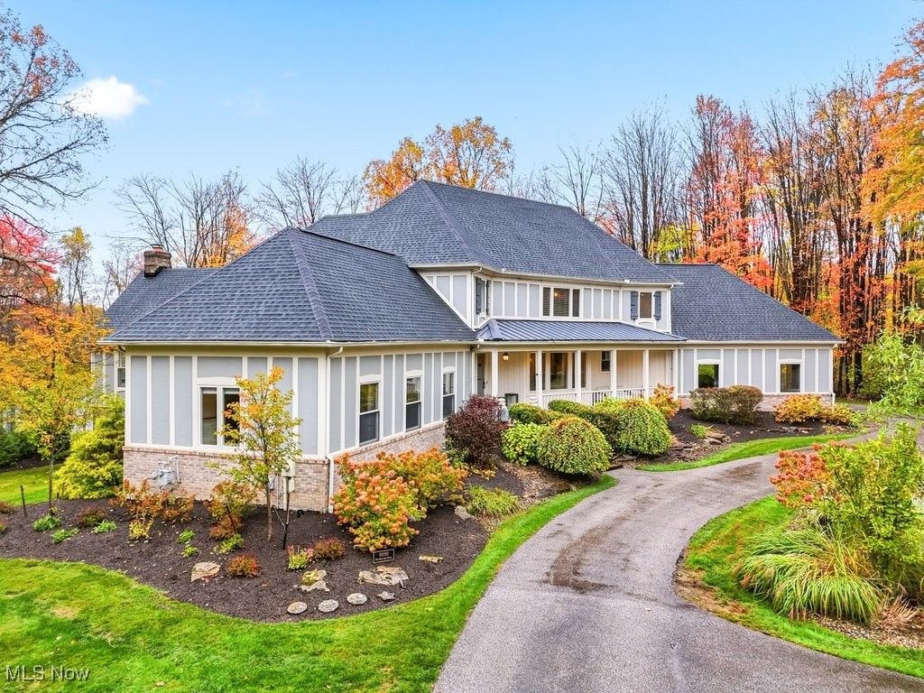 Photo of 9550 Weathervane Drive, Chagrin Falls, OH 44023 (MLS # 5169235)