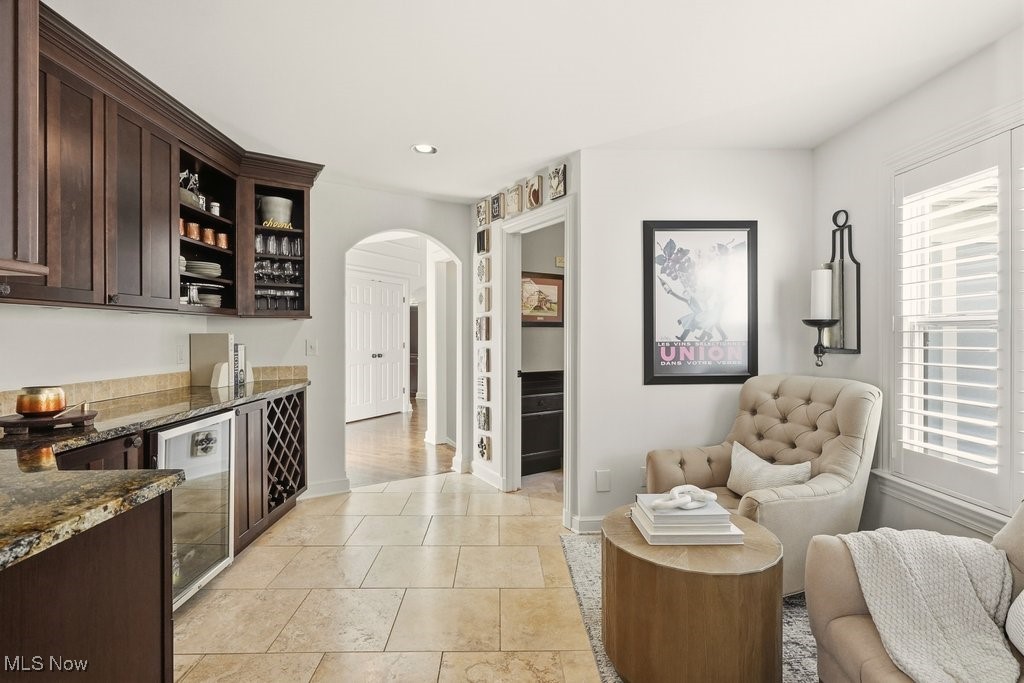 Chagrin Falls, Ohio 44023, United States, 5 Bedrooms Bedrooms, ,5 BathroomsBathrooms,Residential,Active,240058