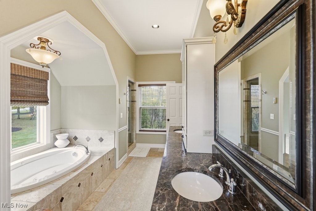 Chagrin Falls, Ohio 44023, United States, 5 Bedrooms Bedrooms, ,5 BathroomsBathrooms,Residential,Active,240058