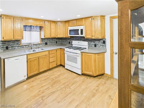 Tiny photo for 56 N Meadowlark Drive, Williamstown, WV 26187 (MLS # 5187640)