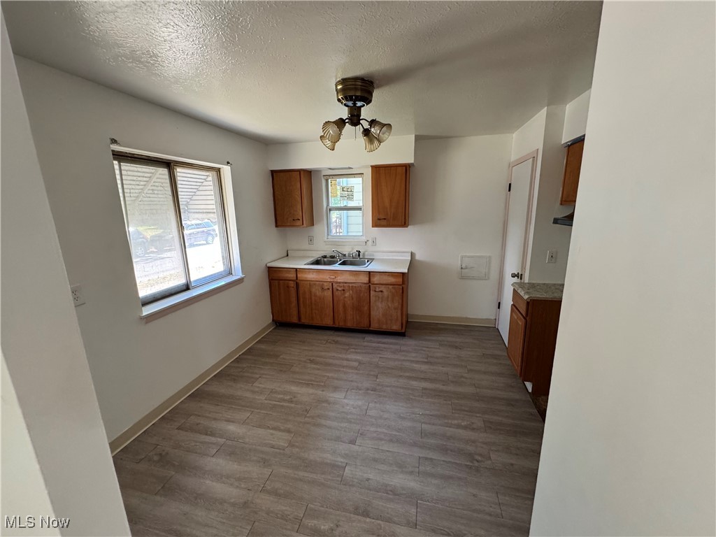 Stewart Frisbie & Fords - Residential