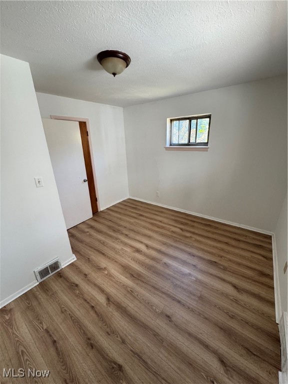 Stewart Frisbie & Fords - Residential