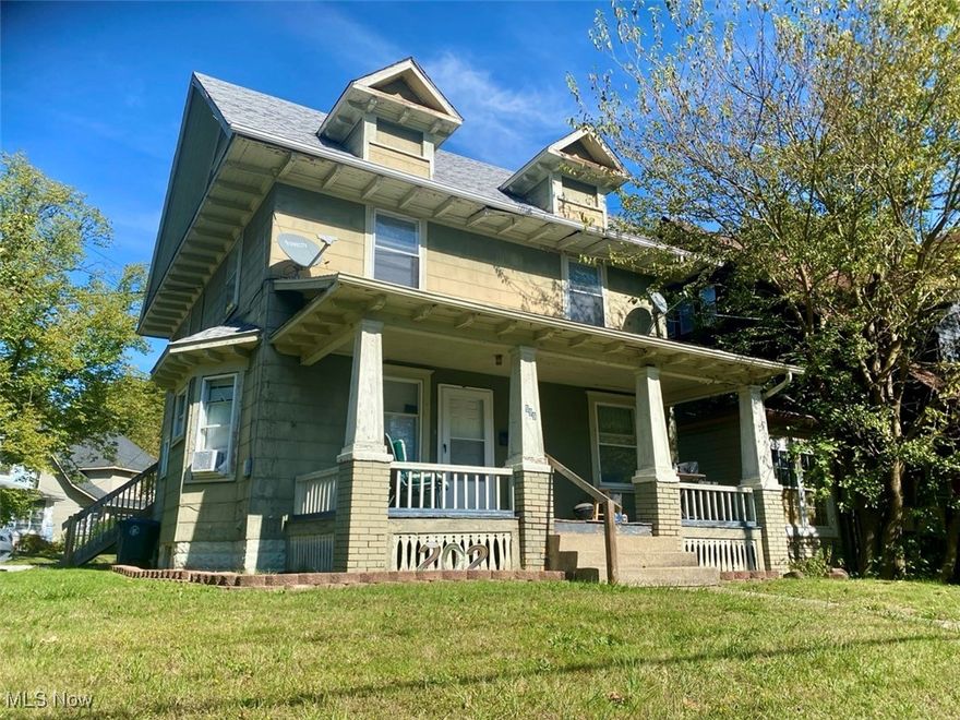 Highland Square large second floor two Bedroom with has been luxury vinyl flooring through out. There is a large kitchen with large range, fridge, and built-in microwave and plenty of room for a dinette. The large bathroom has a built in separate vanity for morning prep. There is a medium size bedroom off the living room and an enormous master bedroom on the 3rd floor. The attached garage comes with this unit, the door is manual, the owner will install remote for $50 increase in rent rate. There is a basement access with washer and dryer hook ups. Cat's Ok with deposit.