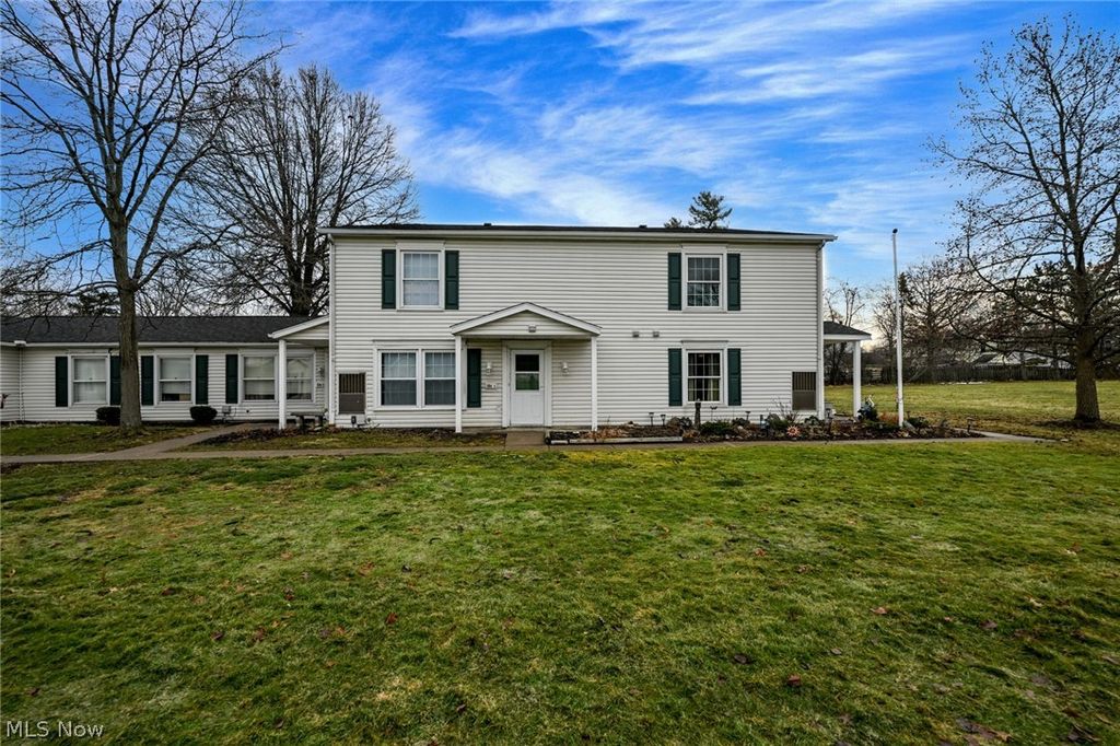 Photo of 126 Ivy Hill Lane #A-2, Medina, OH 44256 (MLS # 5187592)