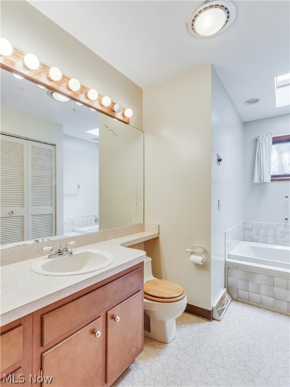 Tallmadgew Hill Allotment - Residential