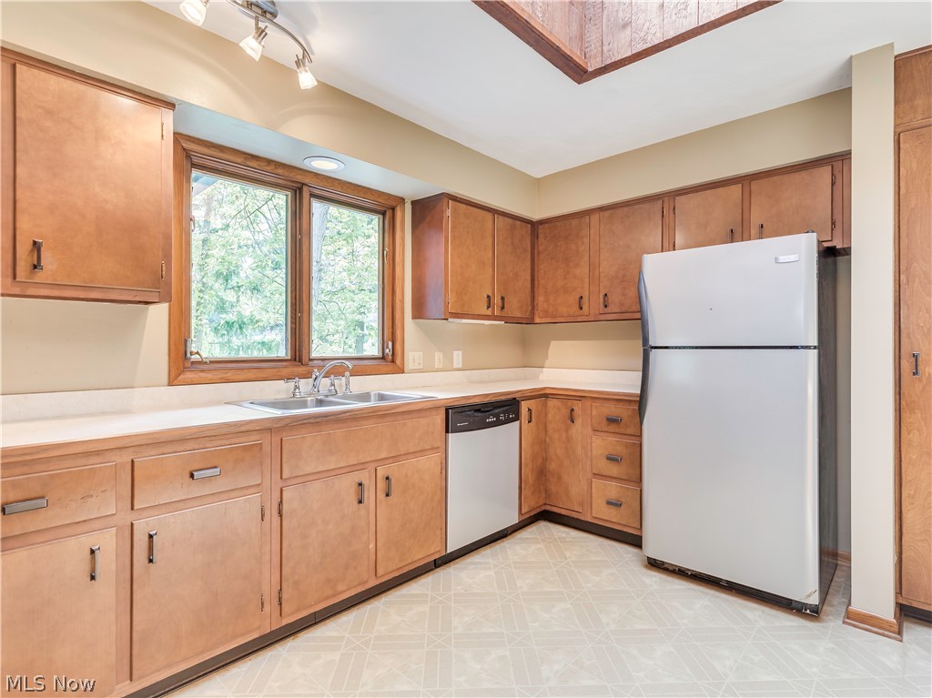 Tallmadgew Hill Allotment - Residential