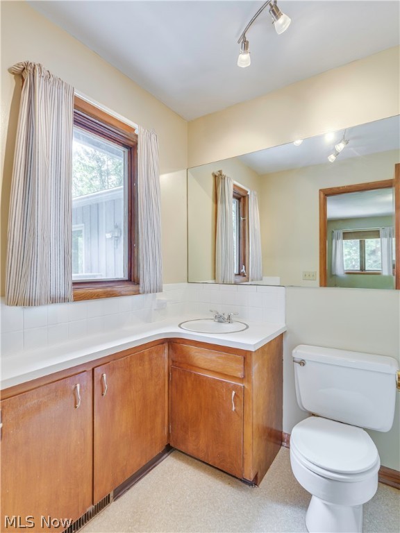 Tallmadgew Hill Allotment - Residential