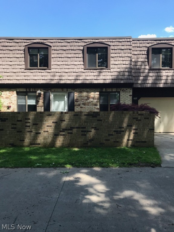 Pinecrest - Residential