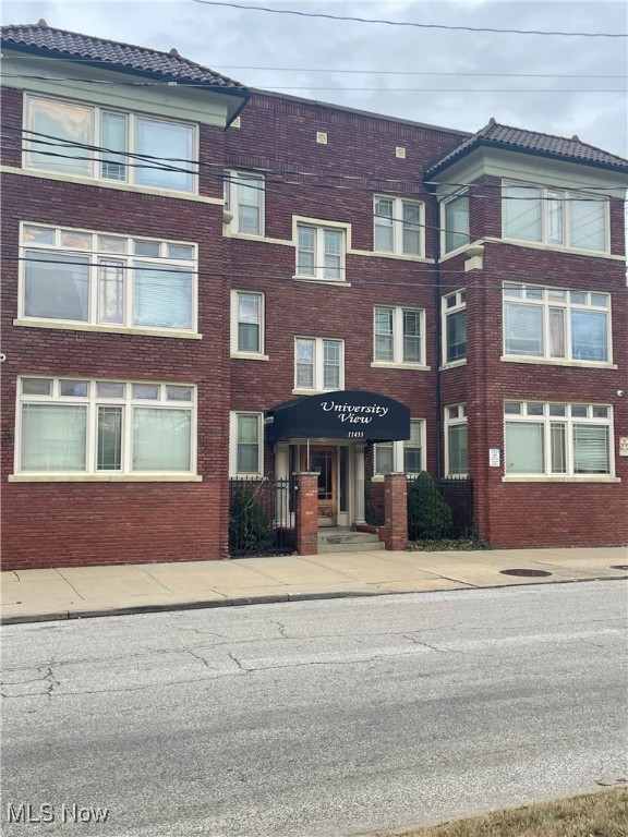 11433 Ashbury Avenue #12, Cleveland, Ohio image 2