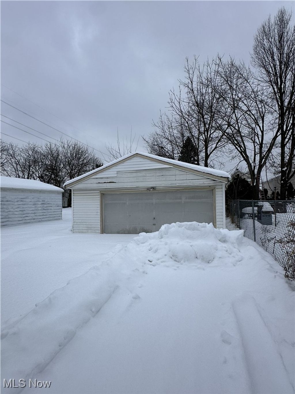 Photo of 5303 Kohout Street, Maple Heights, OH 44137 (MLS # 5185279)