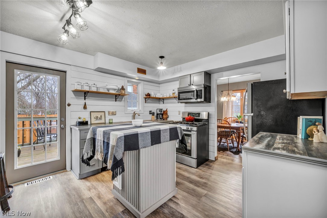 Deerfield Lake - Residential