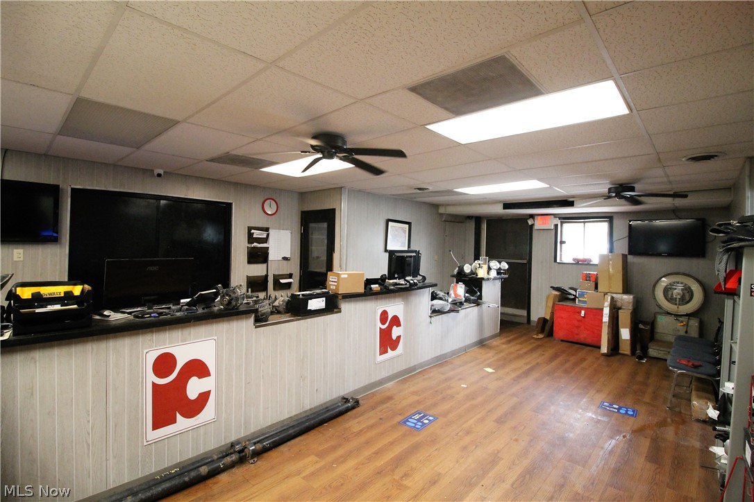 Walton Hills - Commercial Sale