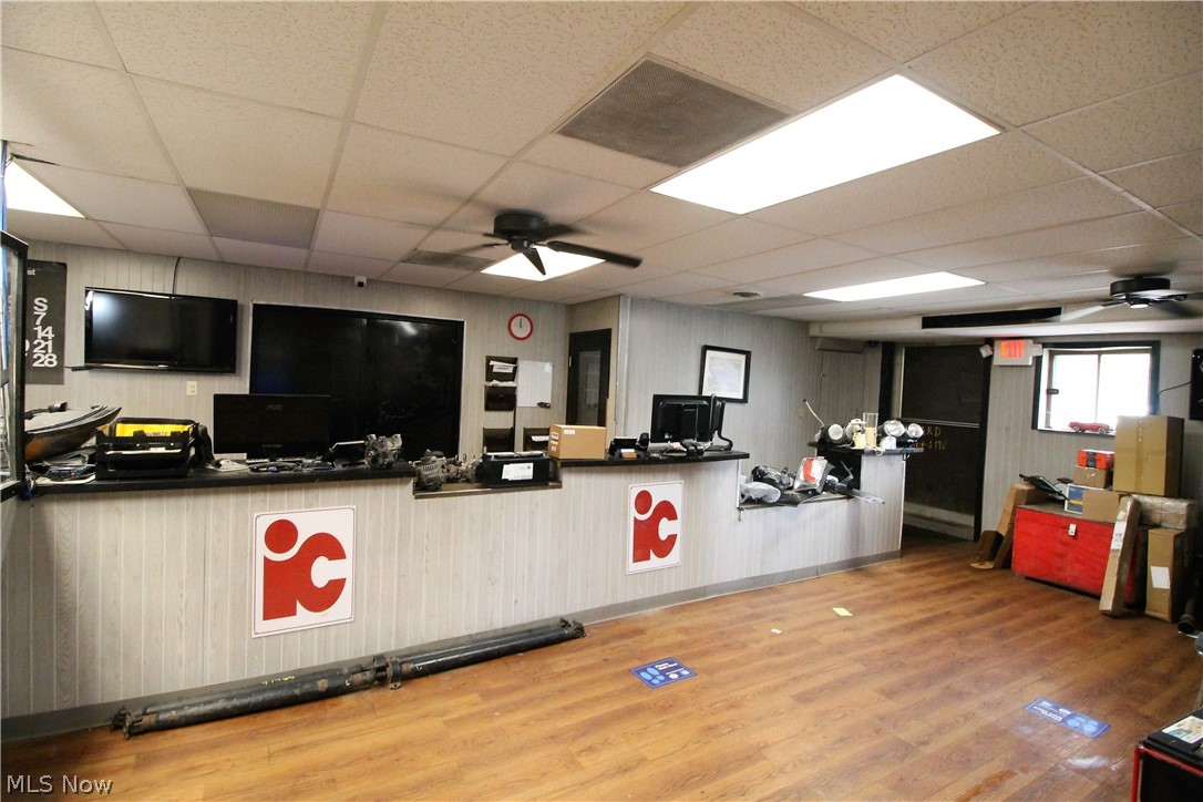 Walton Hills - Commercial Sale
