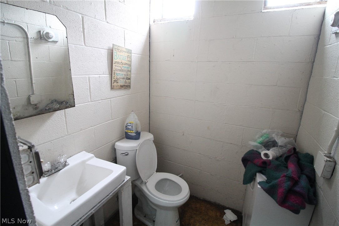 Walton Hills - Commercial Sale