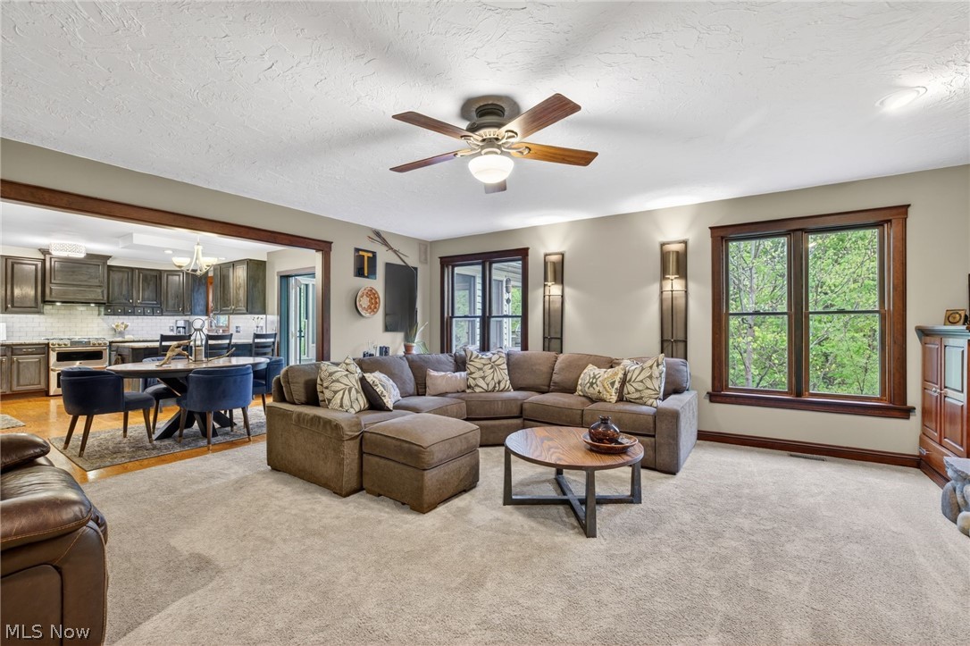 607 Highwood Drive
