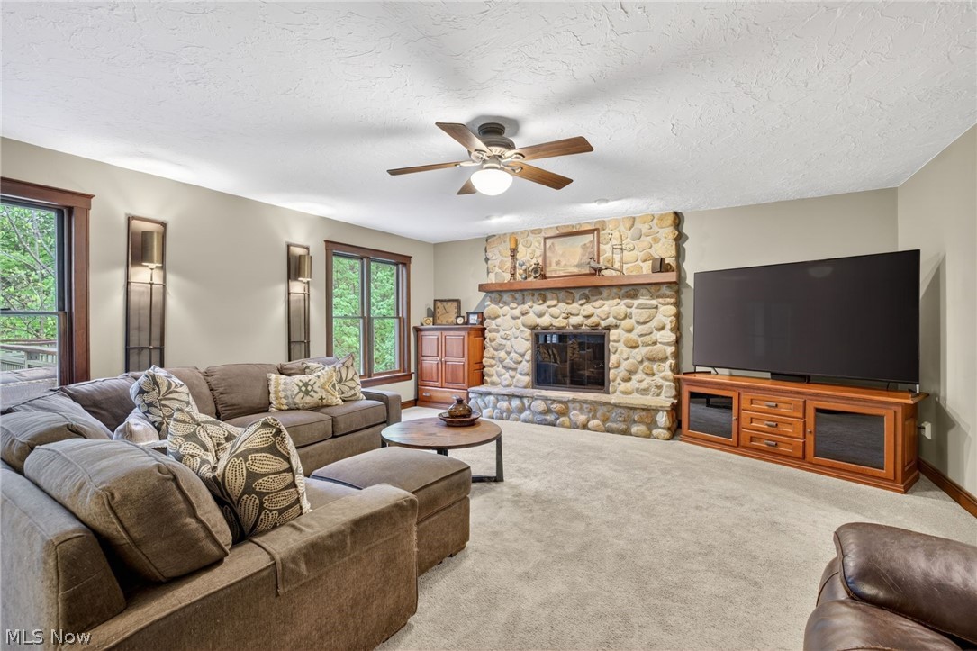 607 Highwood Drive