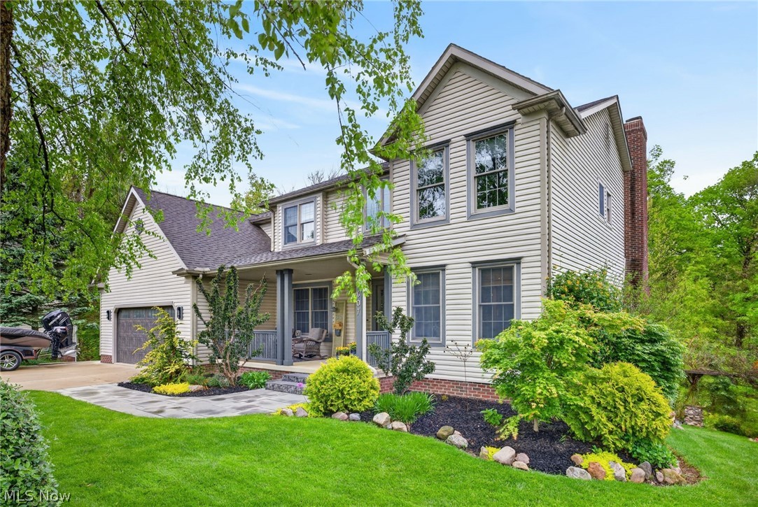 607 Highwood Drive