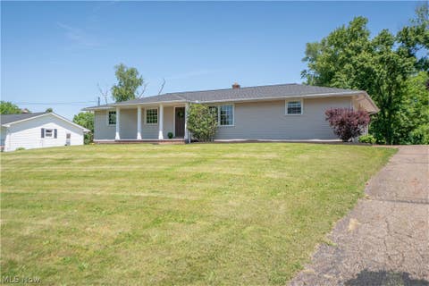 Homes For Sale - 11391 Michelle Drive<br/> Stark County, Canal Fulton, OH 44614
