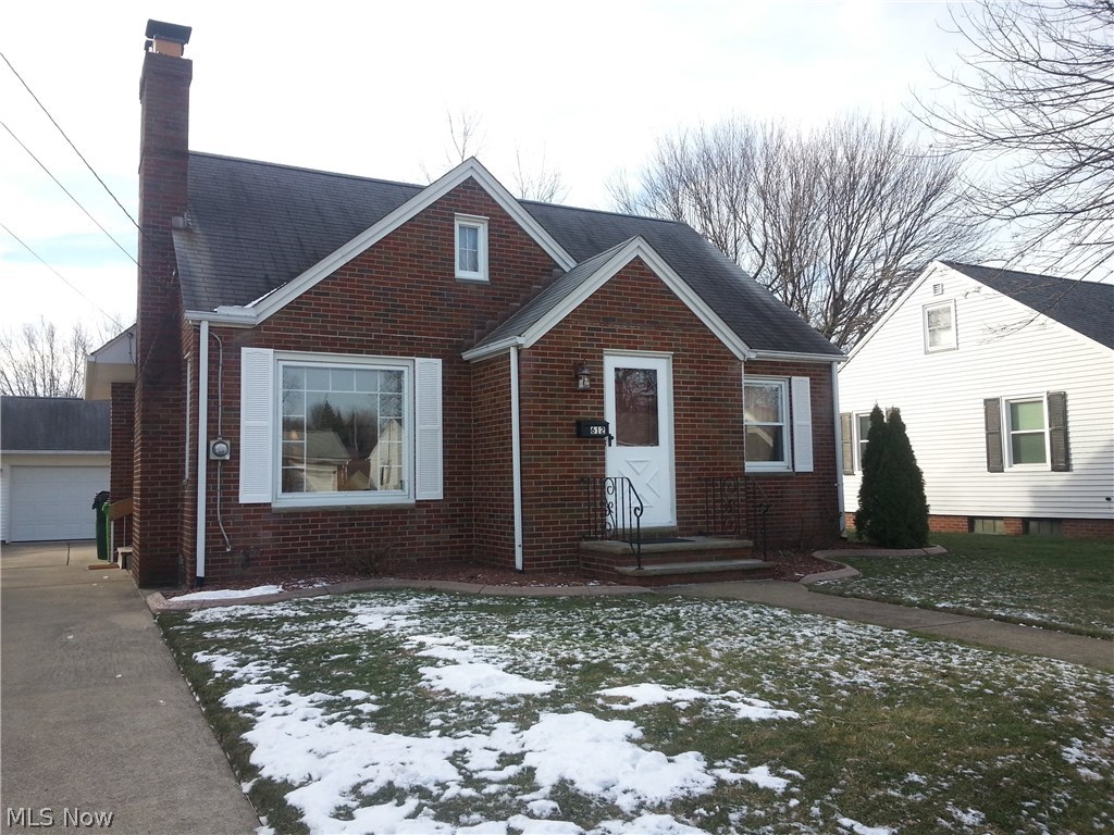 Mint condition all brick bungalow w/ updated oak kitchen, bath & windows. Recent updates include: plumbing, hot water tank, all appliances, interior neutral paint and carpet. Fantastic finished basement includes full bath w/ shower. Updates landscaping includes cement cords around beds. Move right in & enjoy-this one wont last. ( Exclude all curtains & drapes-blinds will stay).