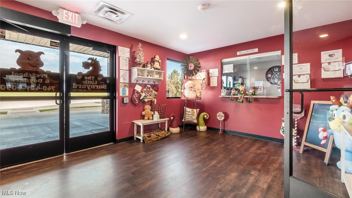 1592 Fairview Road